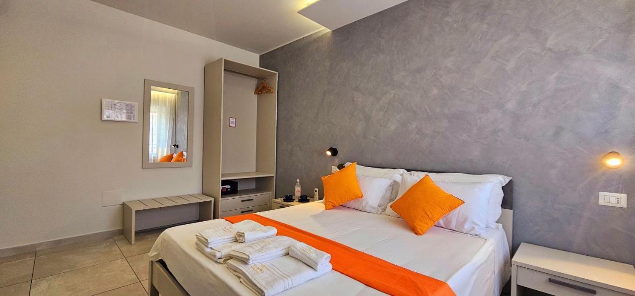 Dina E Miki Bed & Breakfast Tropea Bagian luar foto